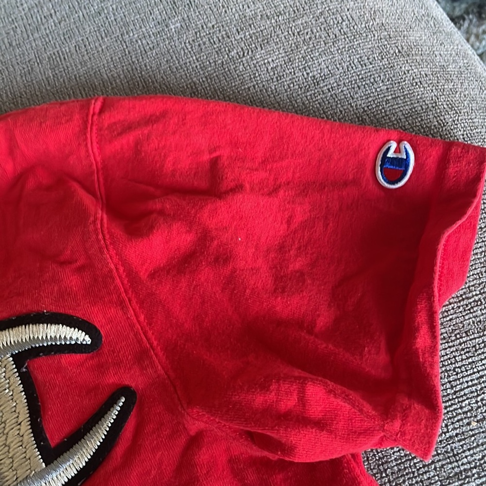 Red tshirt - Picture 4 of 4